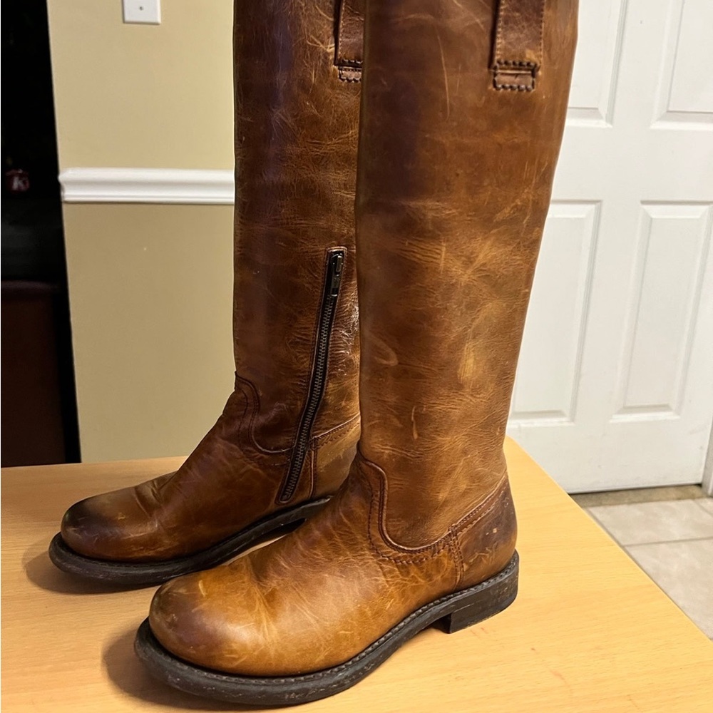 Frye Boots 7